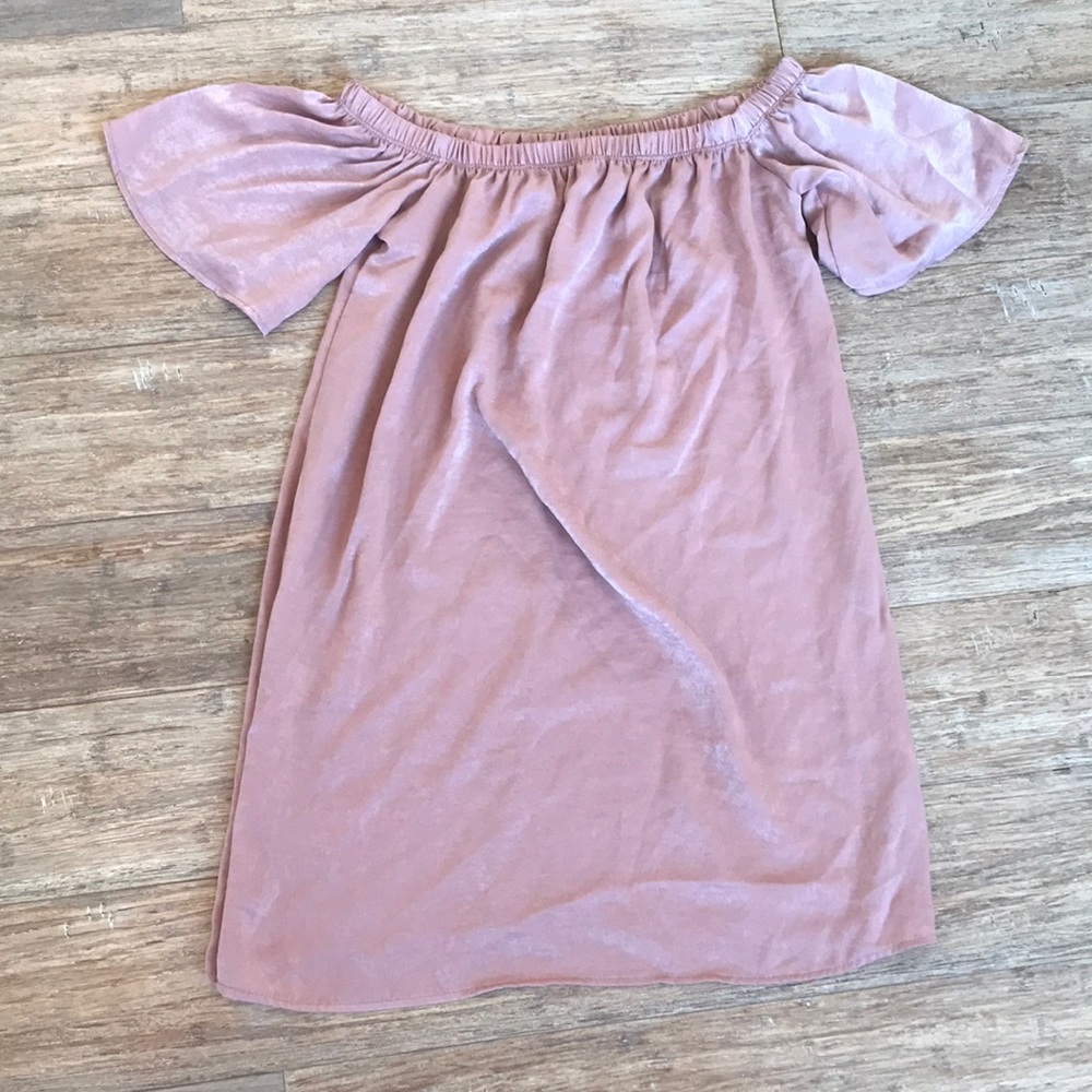 Standard off the shoulder dress size medium